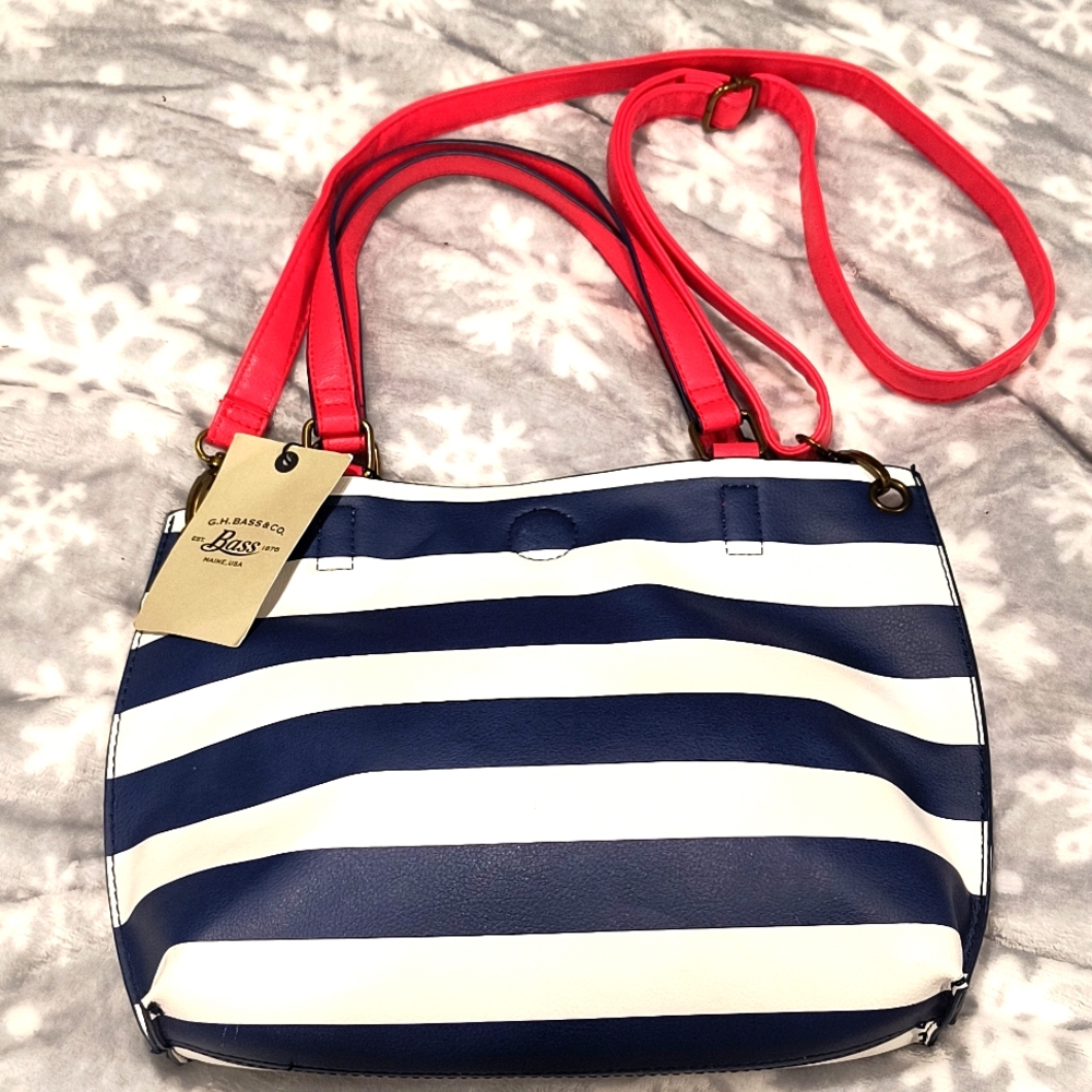 GH Bass & Co Striped crossbody/handbag with Charging Port, NWT,   12" x 10"